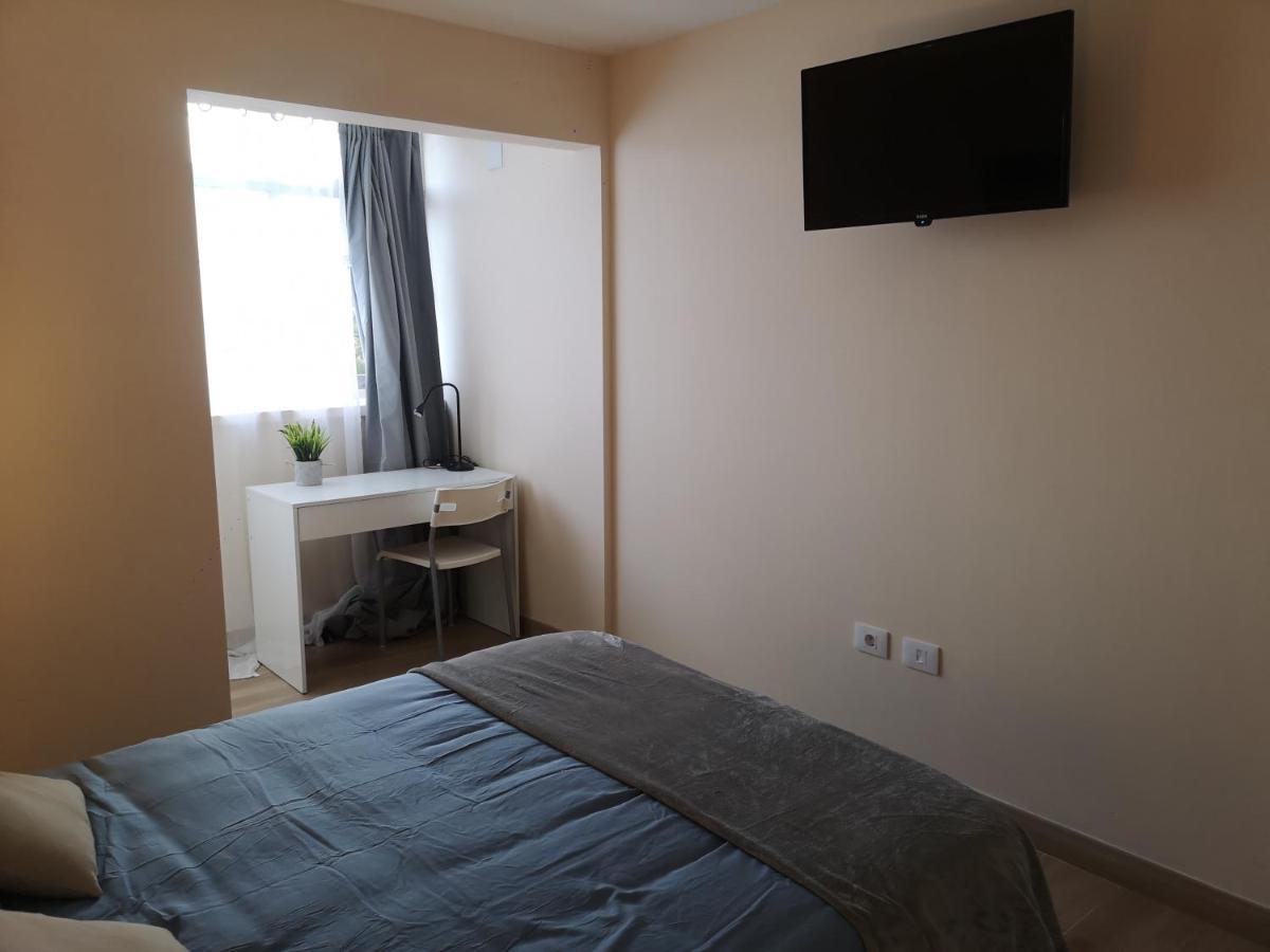 Hostal Mari En La Laguna, Alquiler Habitacion Privada En Hostal, 6 Habitaciones Cerca De La Universidad Y Aeropuerto Norte, 3 Banos Compartidos La Laguna  Exteriér fotografie