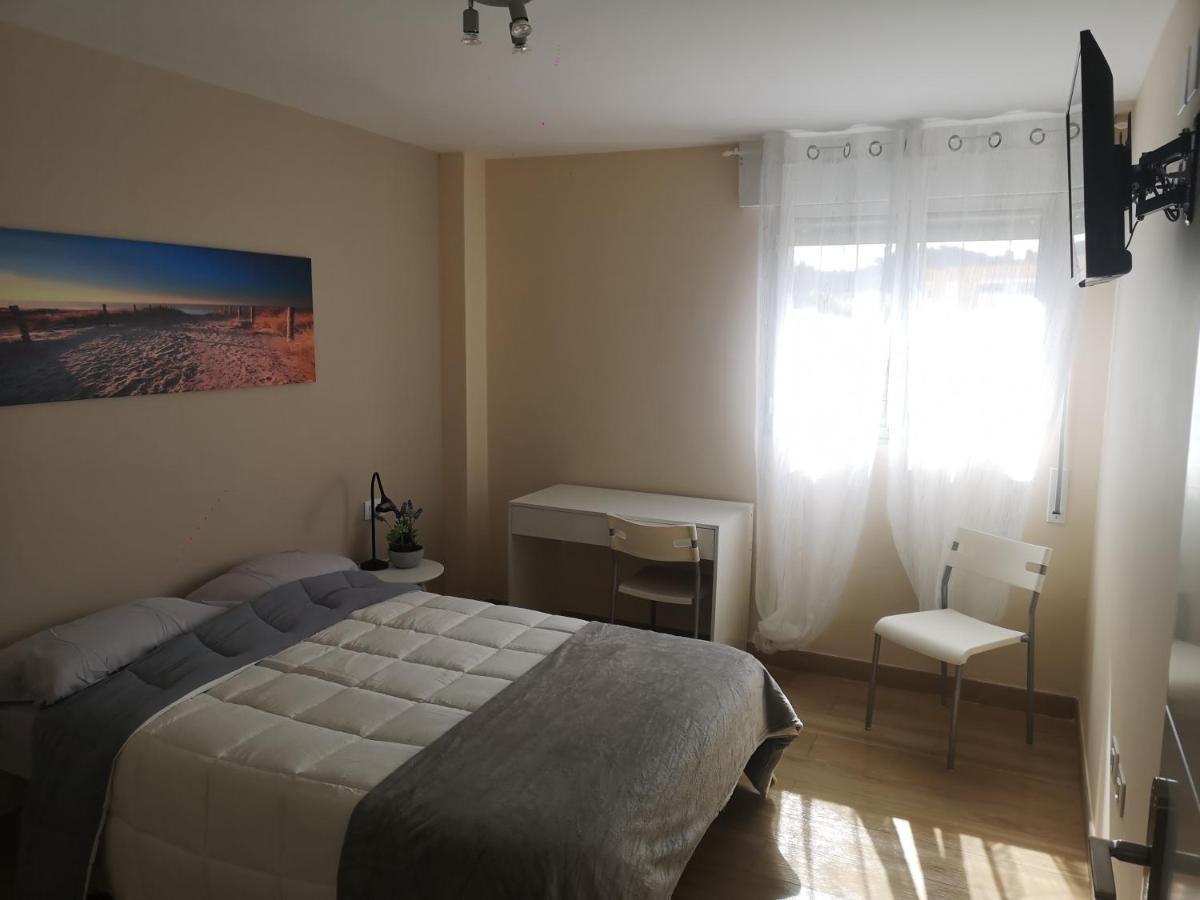 Hostal Mari En La Laguna, Alquiler Habitacion Privada En Hostal, 6 Habitaciones Cerca De La Universidad Y Aeropuerto Norte, 3 Banos Compartidos La Laguna  Exteriér fotografie