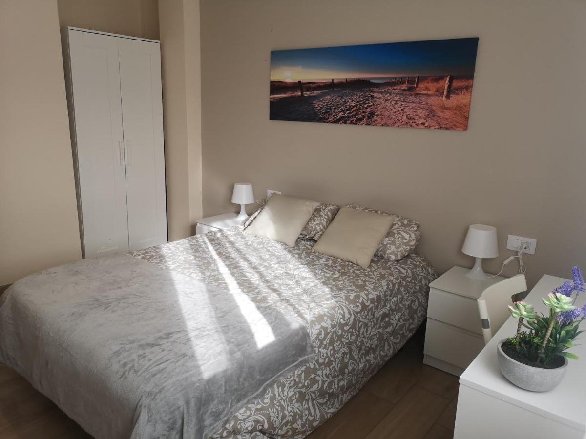 Hostal Mari En La Laguna, Alquiler Habitacion Privada En Hostal, 6 Habitaciones Cerca De La Universidad Y Aeropuerto Norte, 3 Banos Compartidos La Laguna  Exteriér fotografie