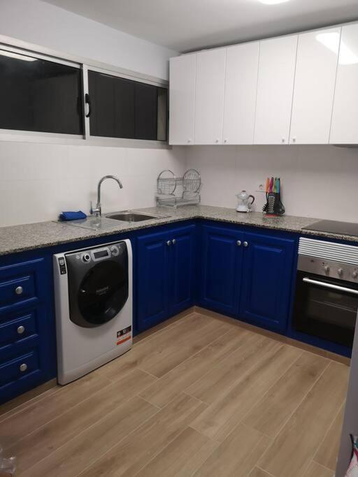 Hostal Mari En La Laguna, Alquiler Habitacion Privada En Hostal, 6 Habitaciones Cerca De La Universidad Y Aeropuerto Norte, 3 Banos Compartidos La Laguna  Exteriér fotografie